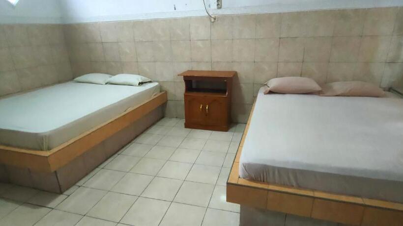 غرفة عائلية, Arjuna Sari Bandungan