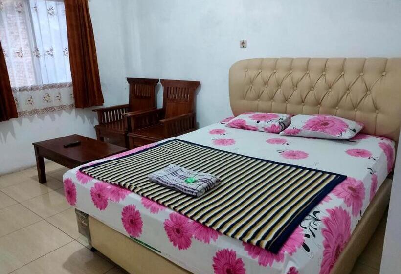 غرفة سوبيريور, Arjuna Sari Bandungan