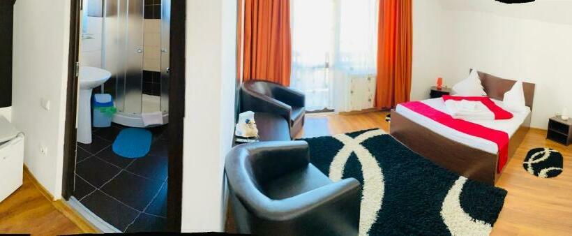 اتاق لوکس, Casa Lupascu