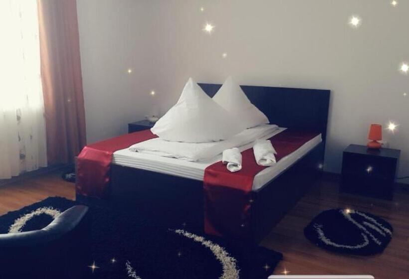 اتاق لوکس, Casa Lupascu