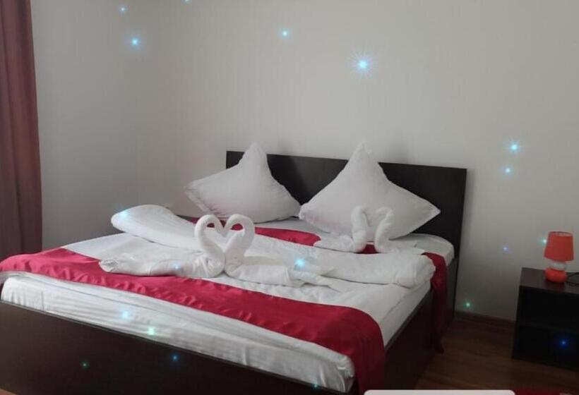 اتاق استاندارد چهار تخته, Casa Lupascu