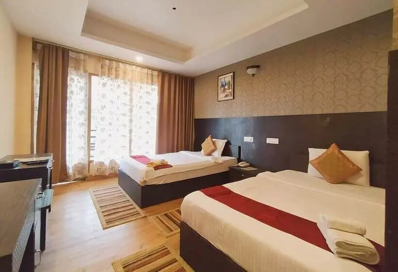 デラックスルーム, Mount Queens Hill Resort & Spa