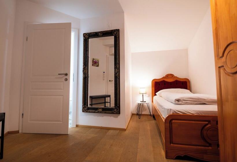 Standard Enkeltværelse, Vulkan Residenz Hotel   Self Check In