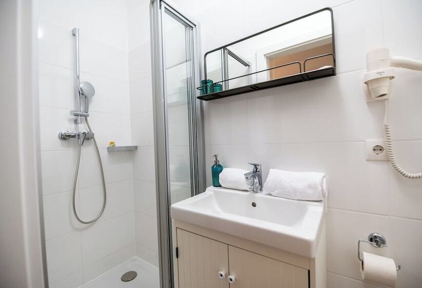 Standard Enkeltværelse m. Balkon, Vulkan Residenz Hotel   Self Check In