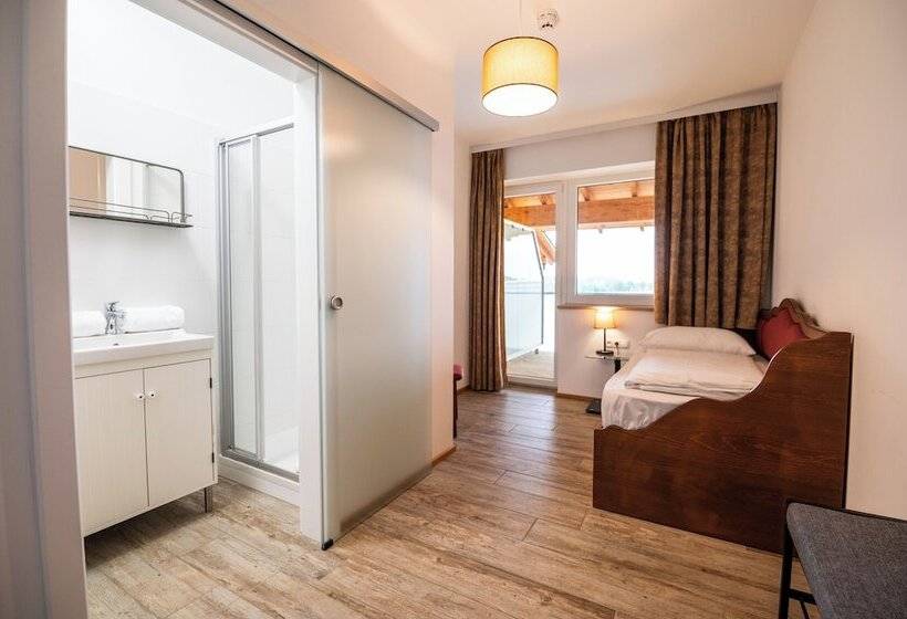 Standard Enkeltværelse m. Balkon, Vulkan Residenz Hotel   Self Check In