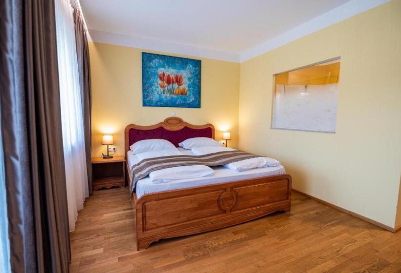 Deluxe Værelse, Vulkan Residenz Hotel   Self Check In