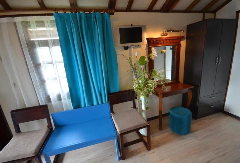 سوئیت کلاسیک, Blu Brezza Marine