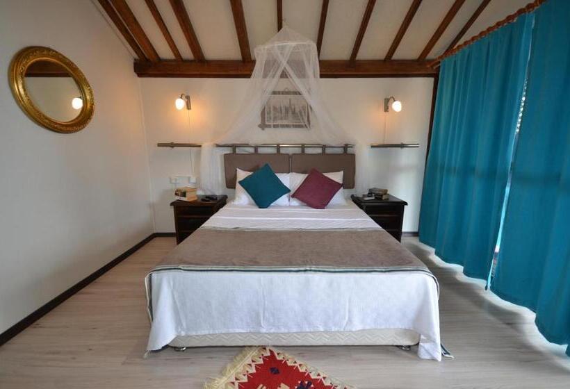 سوئیت کلاسیک, Blu Brezza Marine