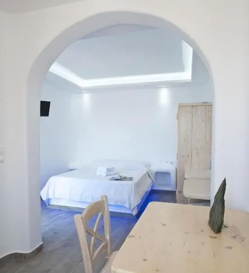 اتاق لوکس با چشم‌انداز دریا, Villa Varnali Small Boutique