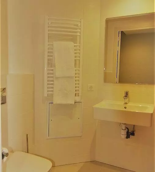 スタンダードスタジオ, Apparthotel Torcy