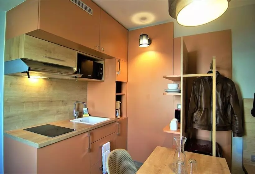 スタンダードスタジオ, Apparthotel Torcy