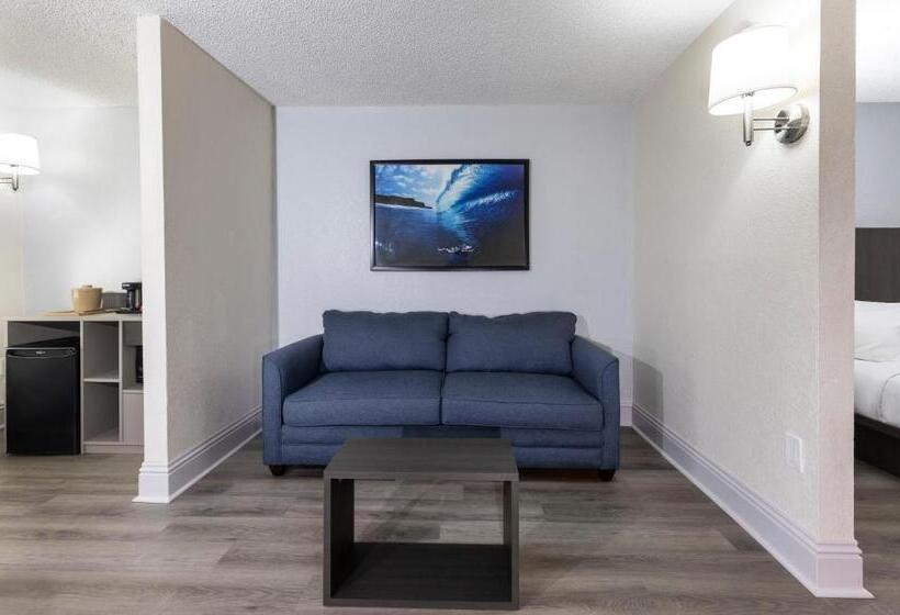 سوئیت پریمیوم, Avanti International Resort