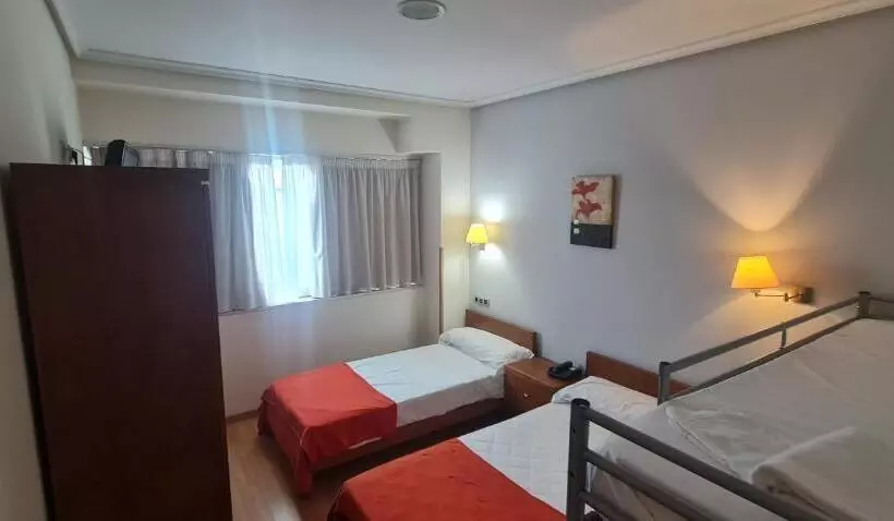 اتاق استاندارد چهار تخته, Ciudad De Corella
