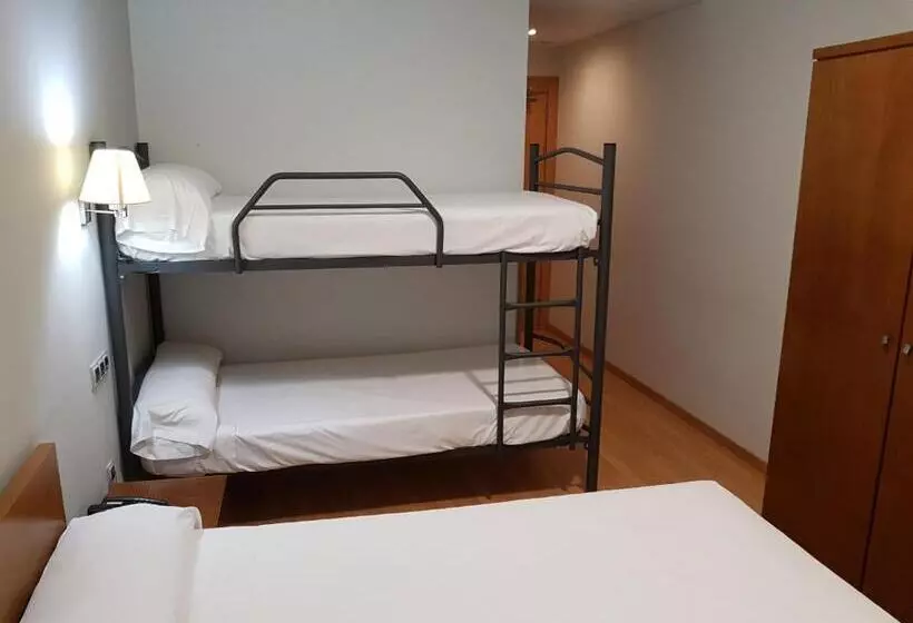 اتاق استاندارد چهار تخته, Ciudad De Corella