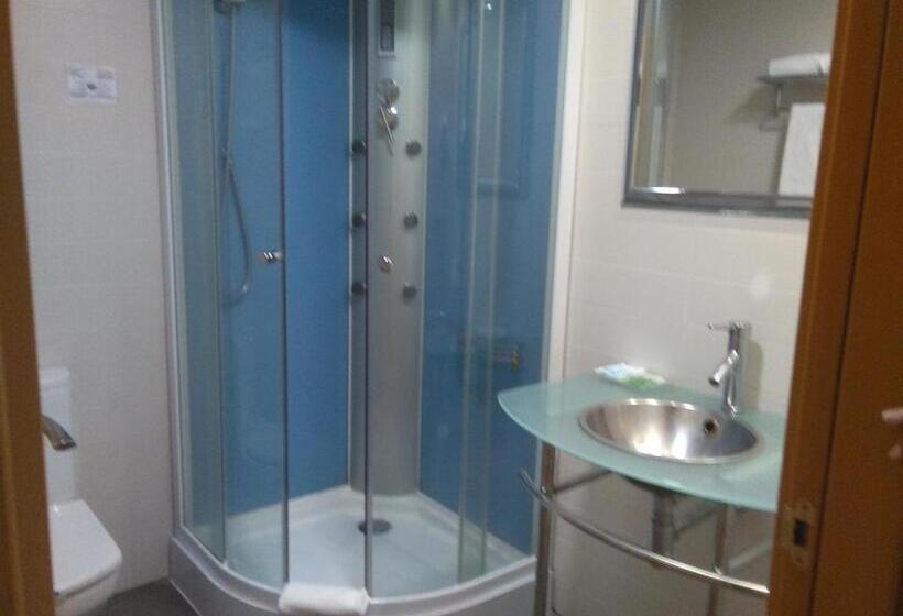 اتاق استاندارد یک نفره, Ciudad De Corella