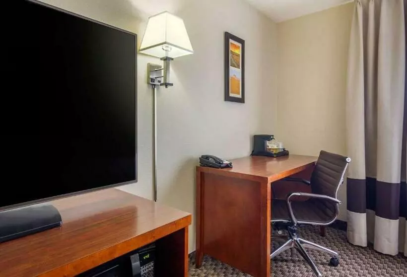 اتاق استاندارد, Comfort Inn Sterling