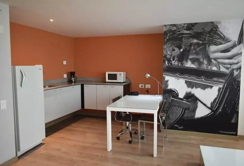 سوئیت برای معلولان, Holiday Inn Express & Suites Medellin, An Ihg