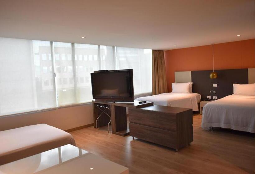 Номер Стандарт, Holiday Inn Express & Suites Medellin, An Ihg