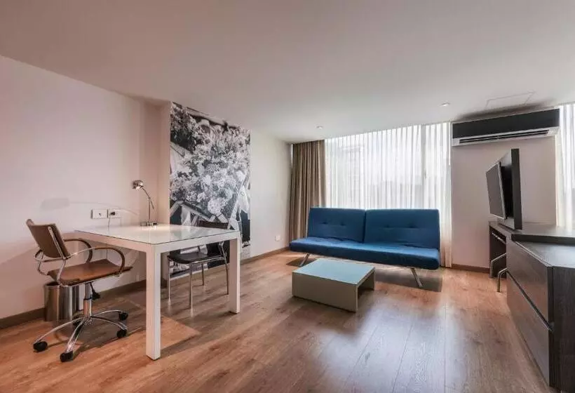 اتاق استاندارد, Holiday Inn Express & Suites Medellin, An Ihg