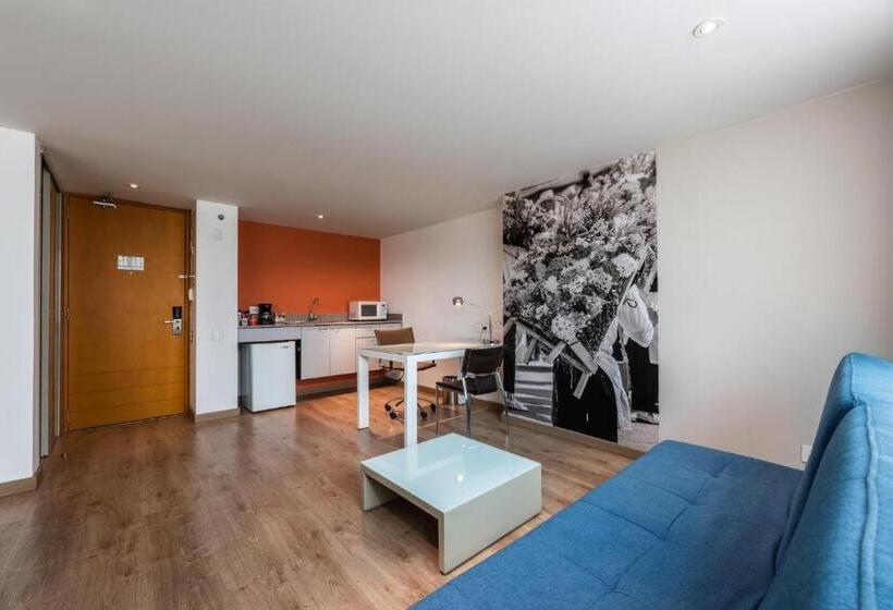 Номер Стандарт, Holiday Inn Express & Suites Medellin, An Ihg