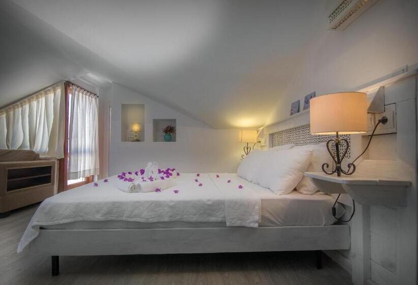 חדר סטנדרט לארבעה נוף לים, Korsanada