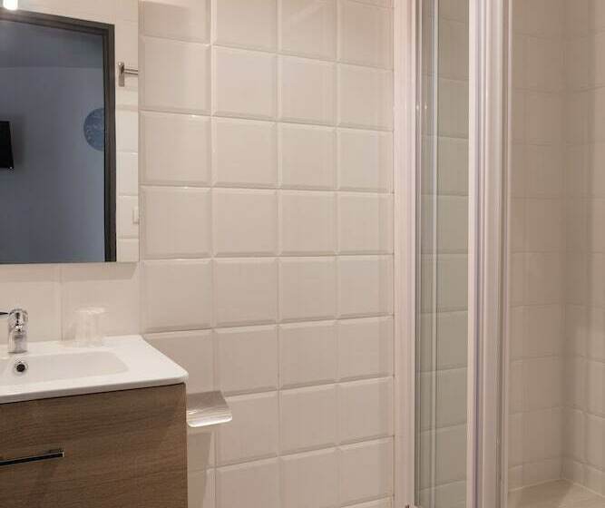 غرفة قياسية ثلاثية, Lille City