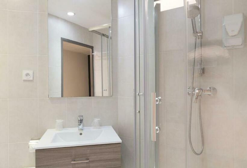 غرفة قياسية فردية, Lille City