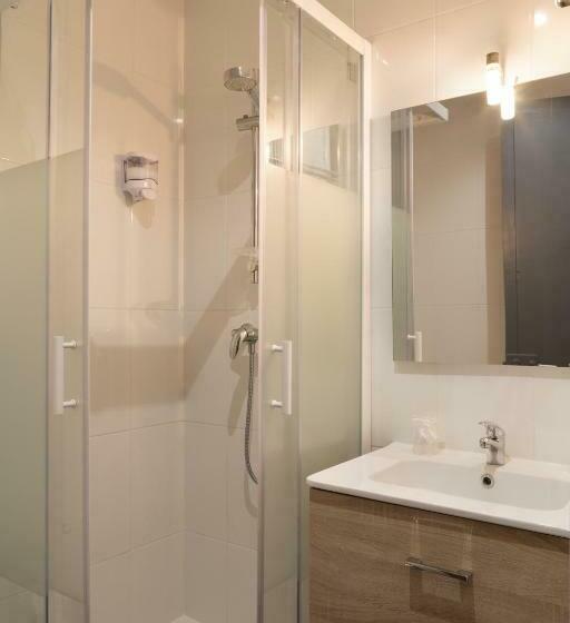 غرفة قياسية ثلاثية, Lille City