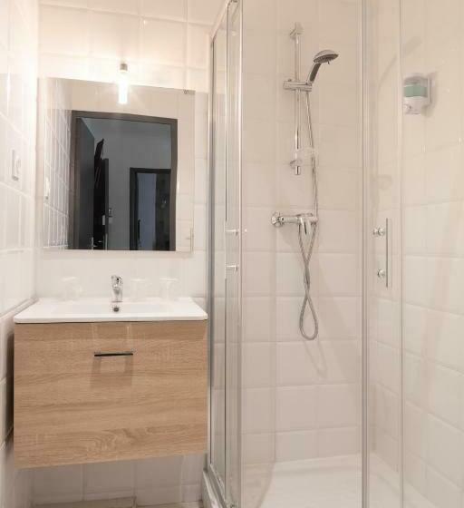 غرفة قياسية ثلاثية, Lille City