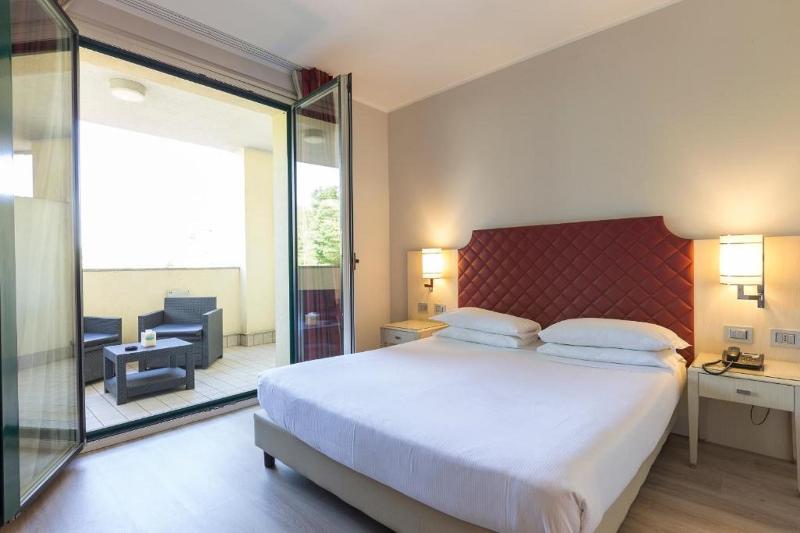 غرفة قياسية, Lille City