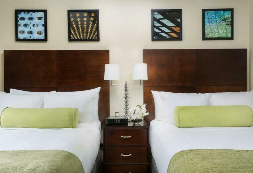 豪华房间, Aura Times Square