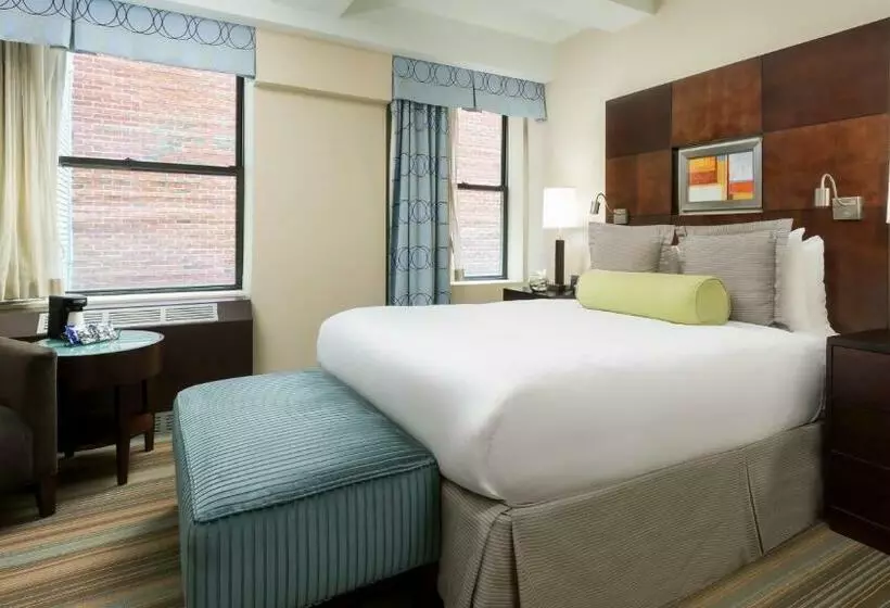 Executive-huone, Aura Times Square