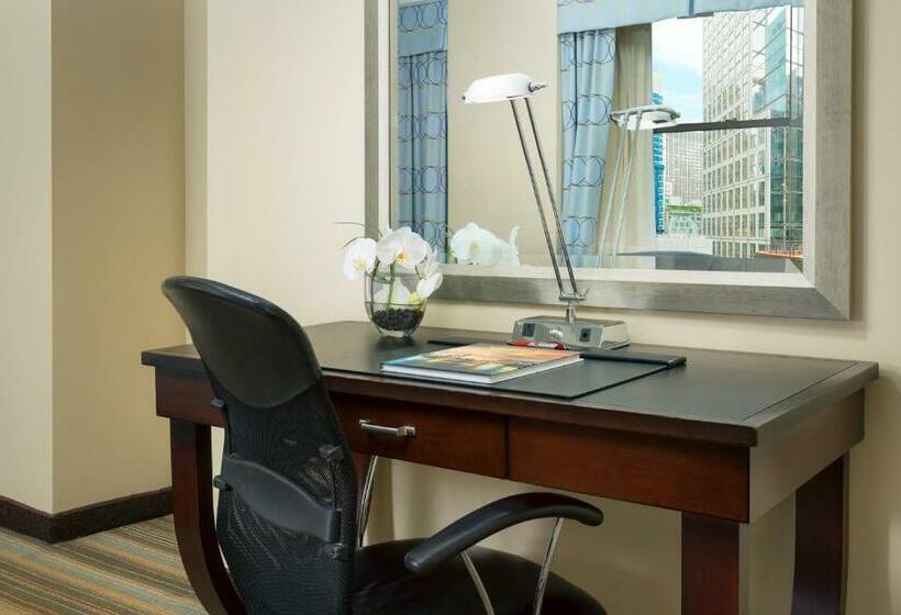 带大床的豪华间, Aura Times Square