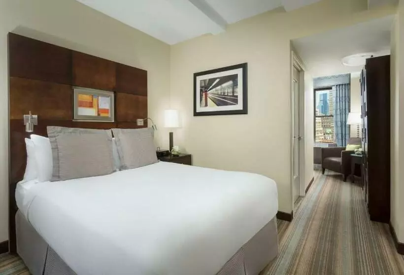 Sviitti, Aura Times Square
