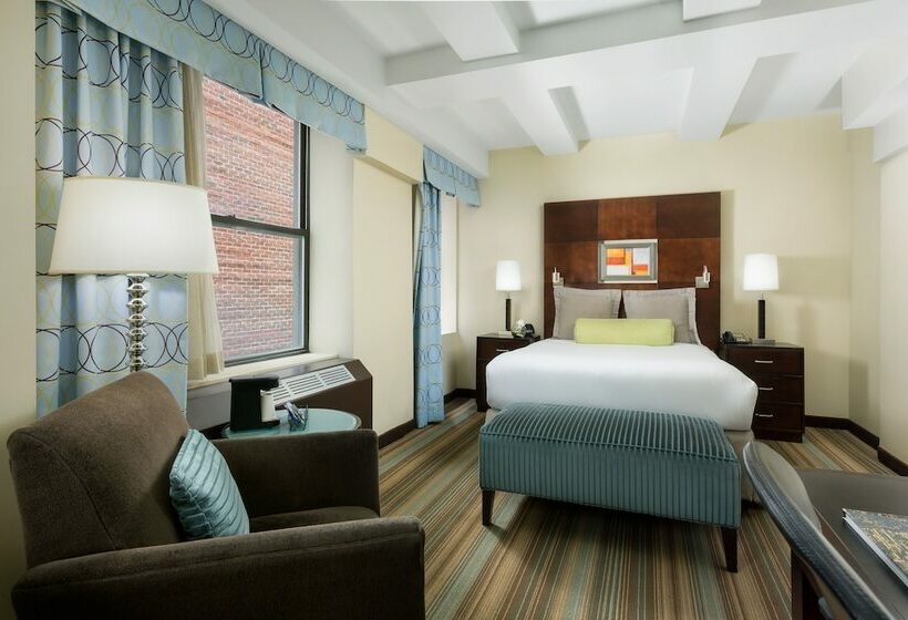 适合残疾人使用的标准间, Aura Times Square