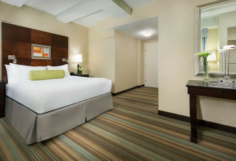 适合残疾人使用的标准间, Aura Times Square