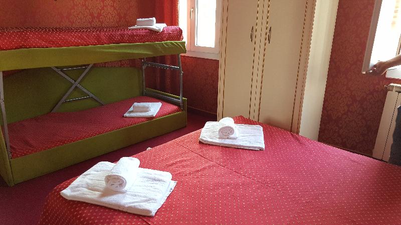 Classic Quadruple Occupancy Room, Messner