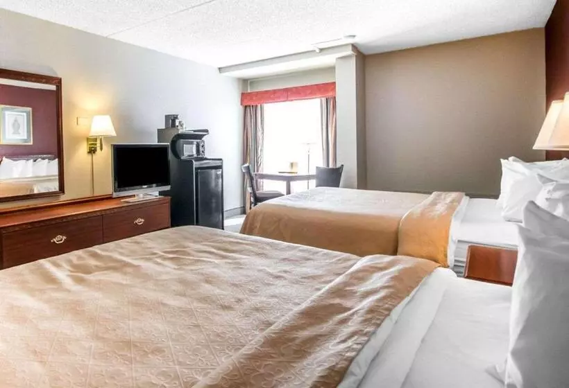 スタンダードルーム, Quality Inn & Suites