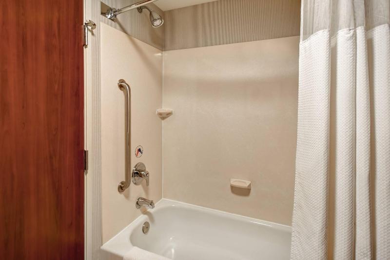 اتاق پرمیوم, Radisson Grenada Beach Resort