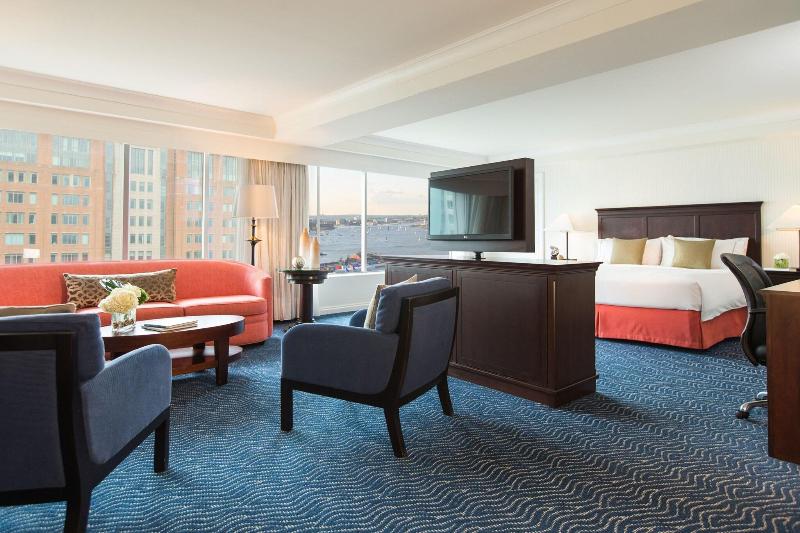 이그제큐티브 스위트 킹침대, Renaissance Boston Seaport