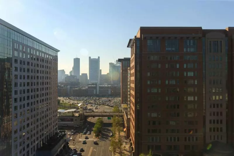 سوئیت اجرایی با تخت کینگ, Renaissance Boston Seaport