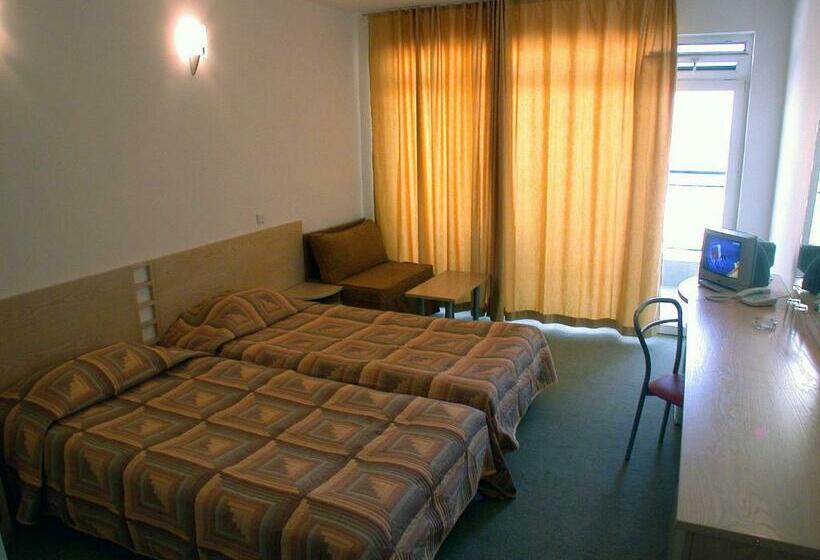 수피리어 룸, Slavyanski