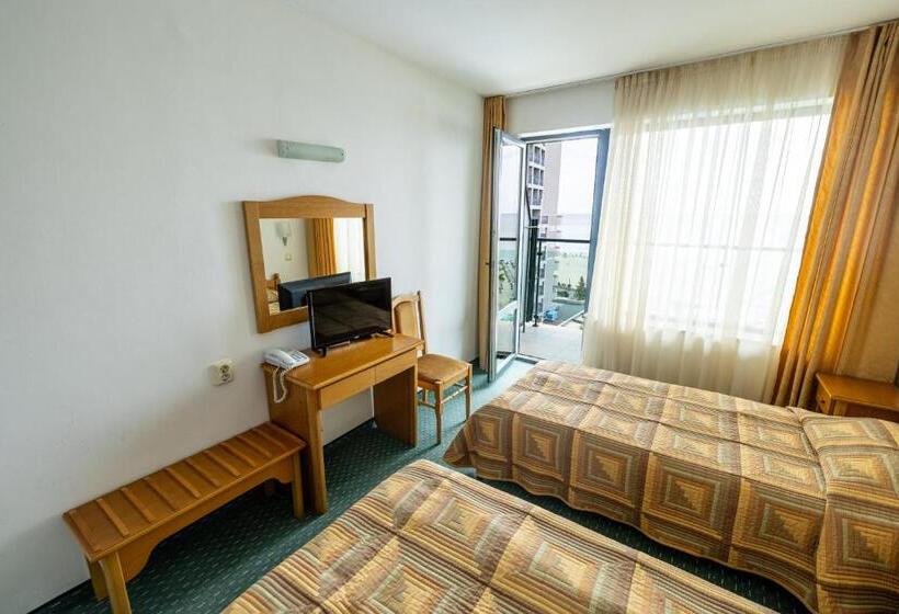 패밀리 룸 바다 전망, Slavyanski