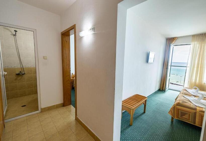 패밀리 룸 바다 전망, Slavyanski