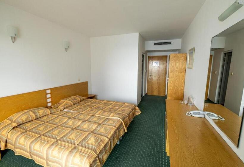 수피리어 전망 룸, Slavyanski