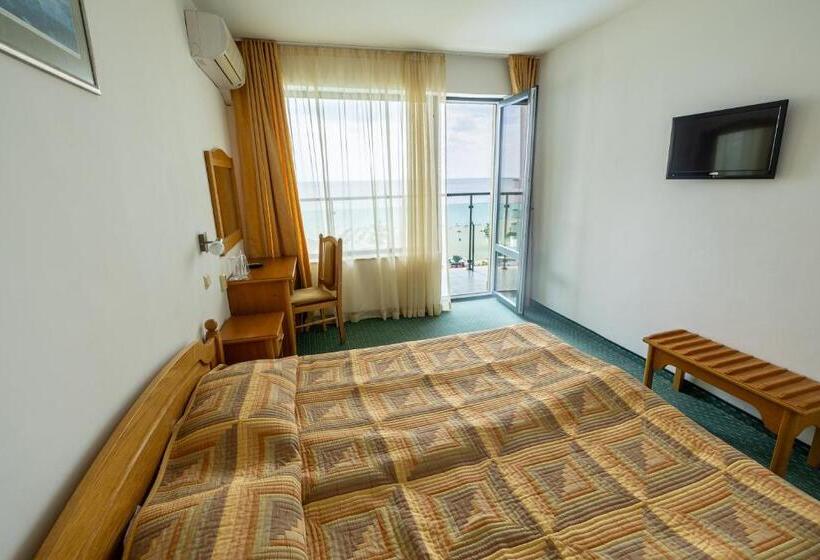 패밀리 룸 바다 전망, Slavyanski