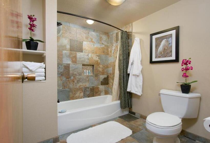 غرفة قياسية داخلية, The Rockwell Inn