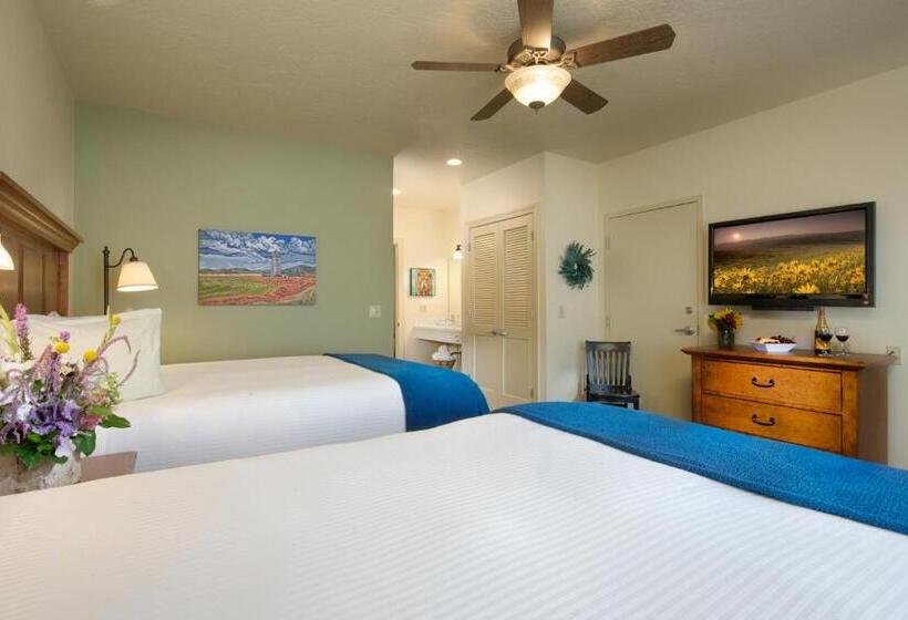 جناح, The Rockwell Inn