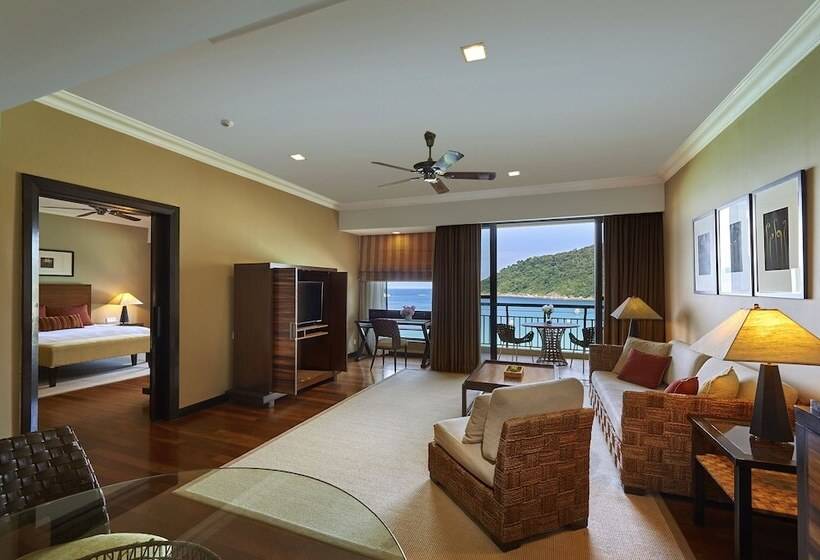 جناح بريميوم, The Taaras Beach & Spa Resort