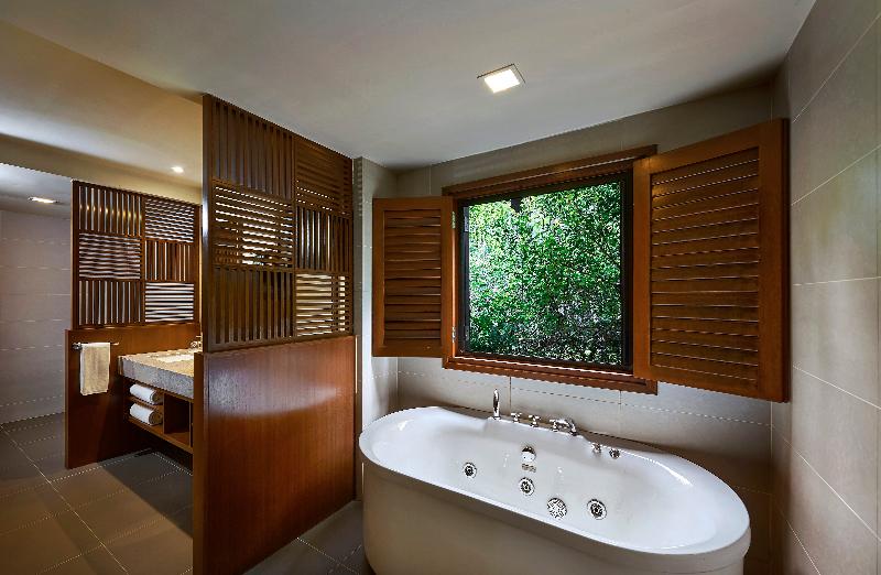 جناح مطلّ علي البحر, The Taaras Beach & Spa Resort